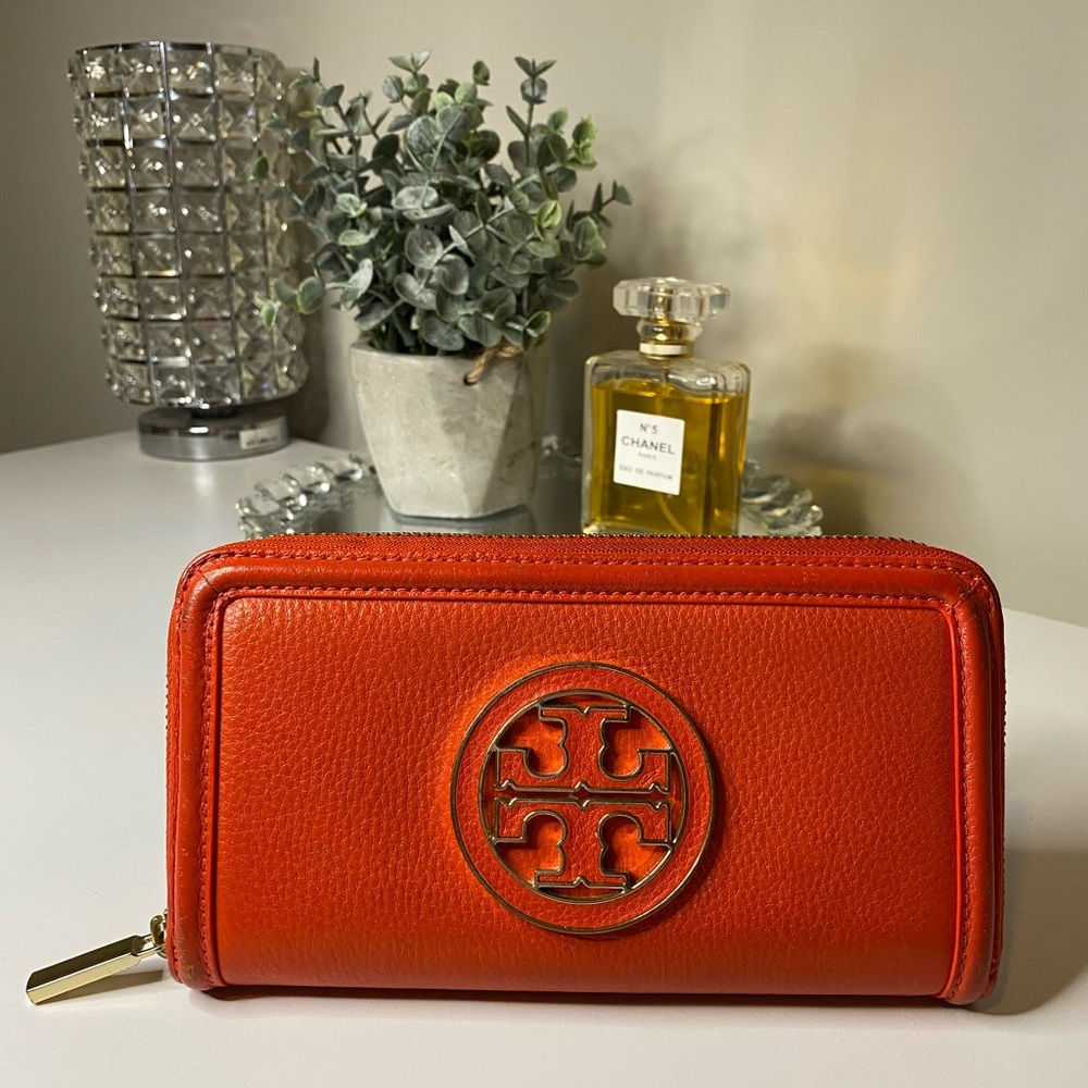Authentic Tory Burch Wallet